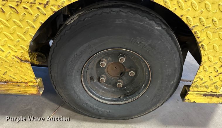 image for item LT9074 (2) EVI P436 utility carts