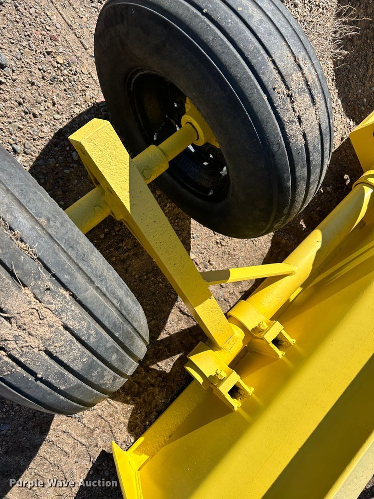 image for item LT9080 Box blade