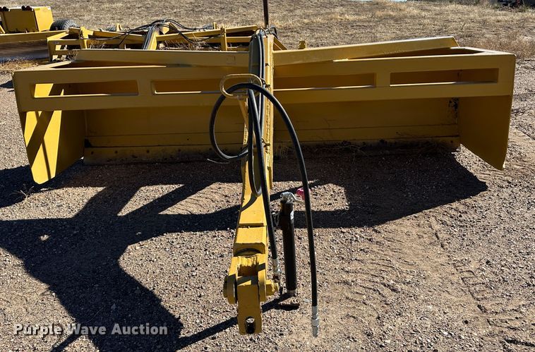 image for item LT9081 Holcomb  box blade