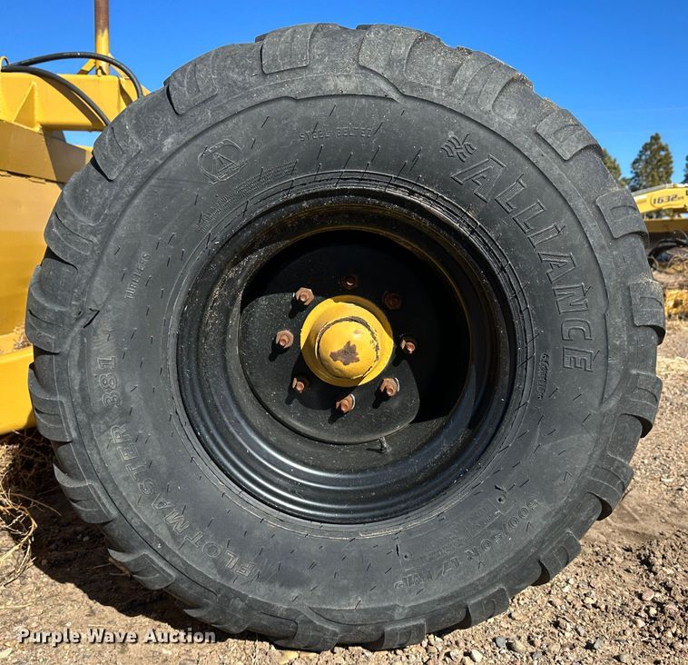 image for item LT9081 Holcomb  box blade