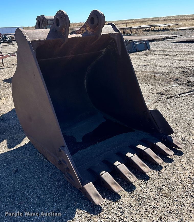 image for item LT9084 Excavator bucket