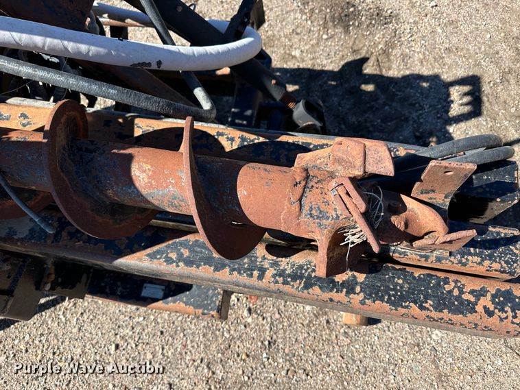 image for item LT9105 Fluid Pro HTD-950  post hole auger