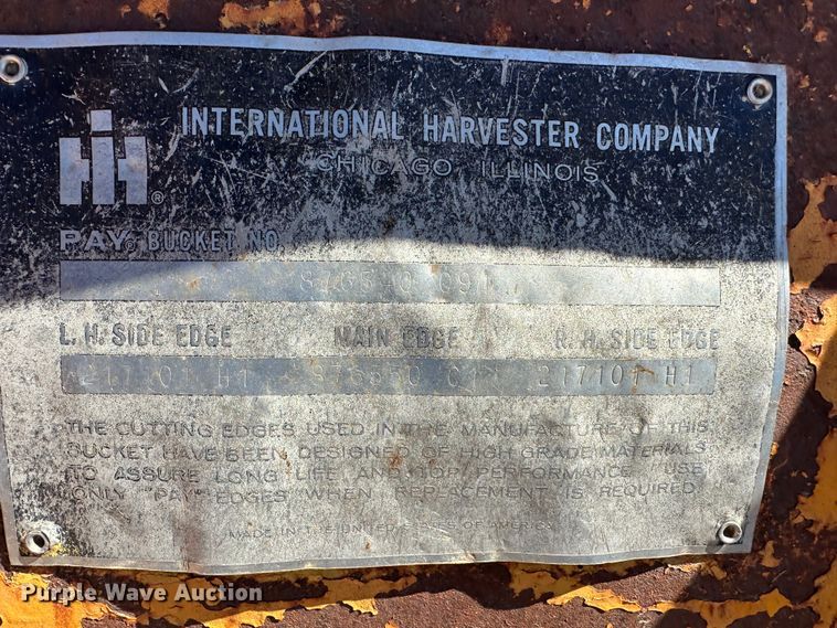 image for item LT9108 (2) buckets