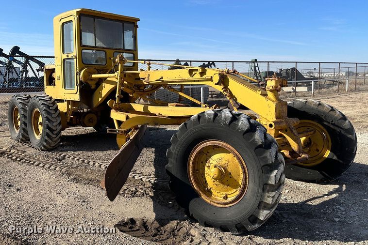 image for item LT9129 Caterpillar 112  motor grader