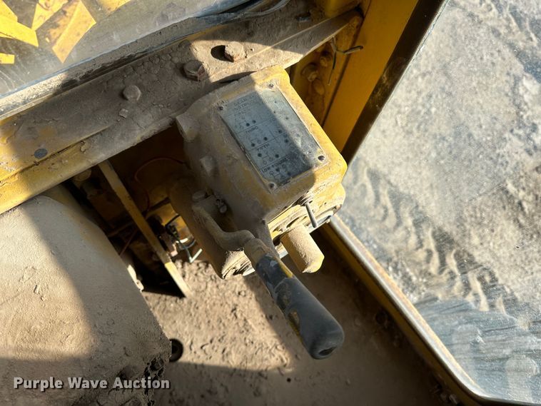 image for item LT9129 Caterpillar 112  motor grader