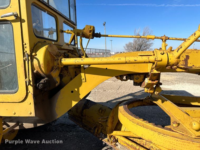 image for item LT9129 Caterpillar 112  motor grader