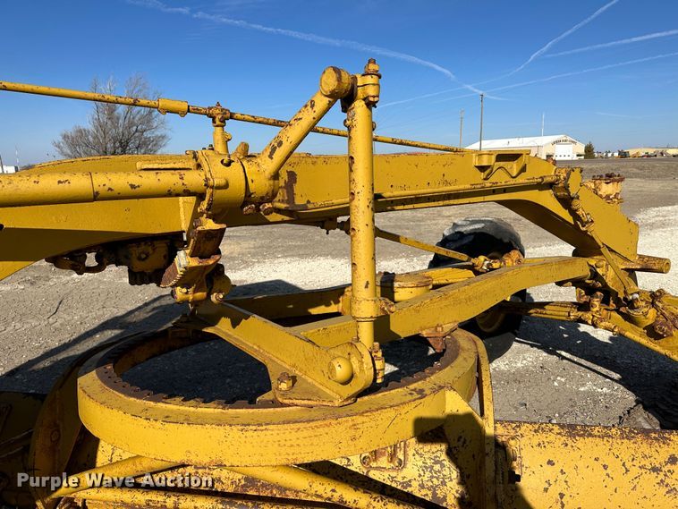 image for item LT9129 Caterpillar 112  motor grader