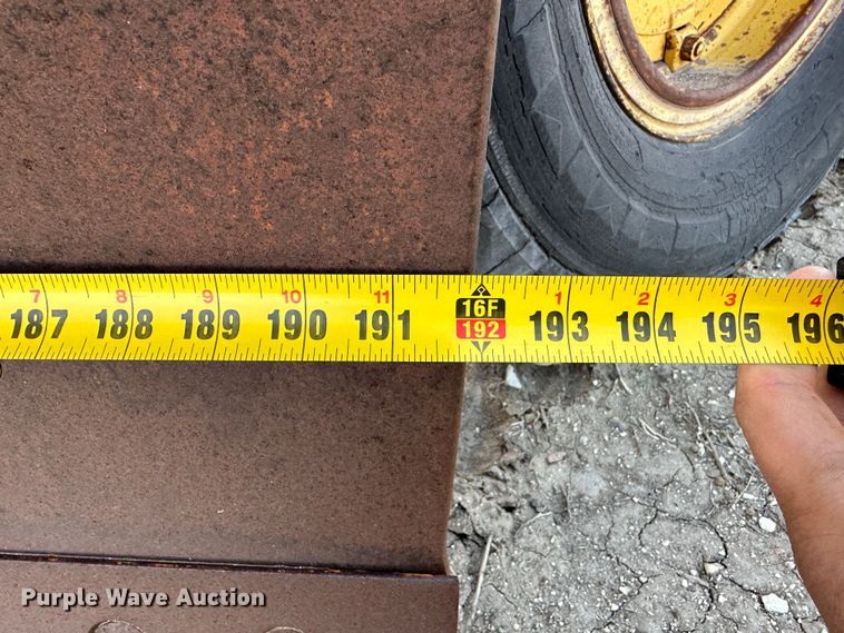 image for item LT9129 Caterpillar 112  motor grader