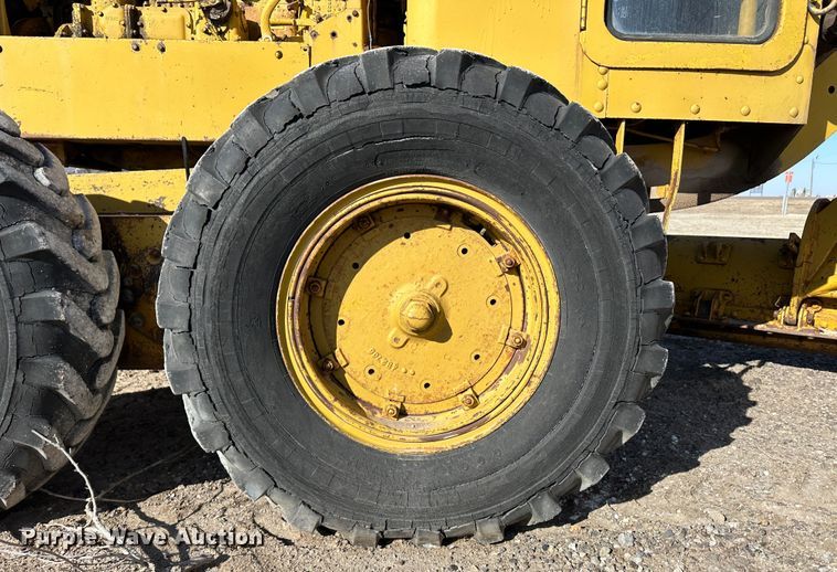 image for item LT9129 Caterpillar 112  motor grader