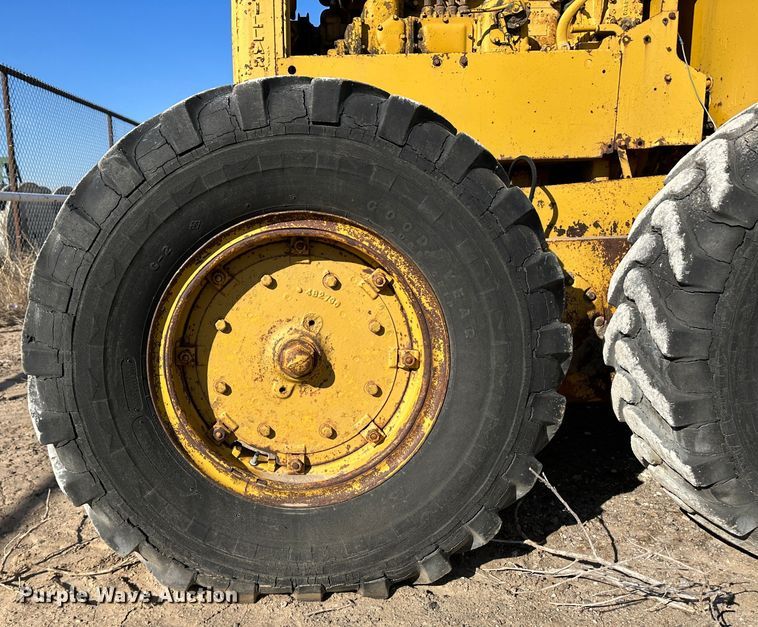 image for item LT9129 Caterpillar 112  motor grader