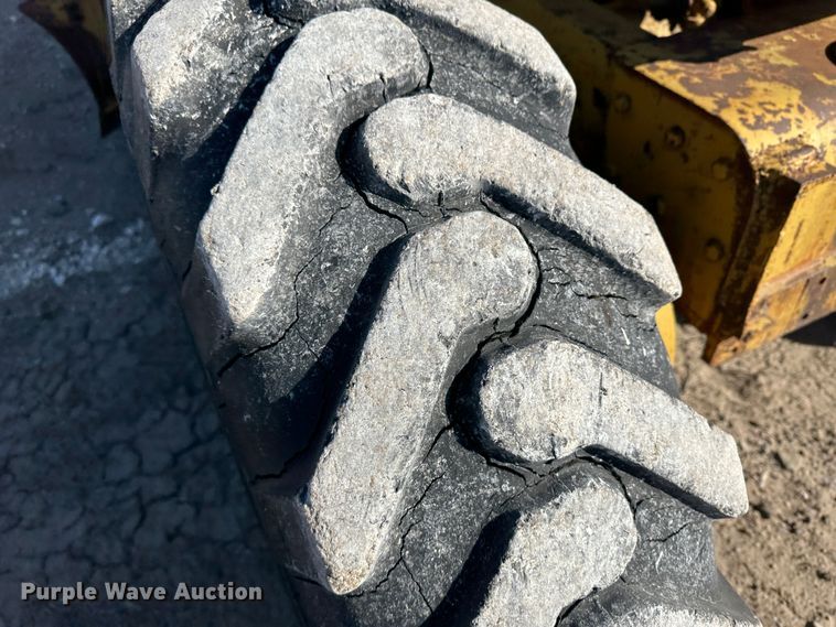 image for item LT9129 Caterpillar 112  motor grader