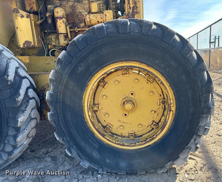 image for item LT9129 Caterpillar 112  motor grader