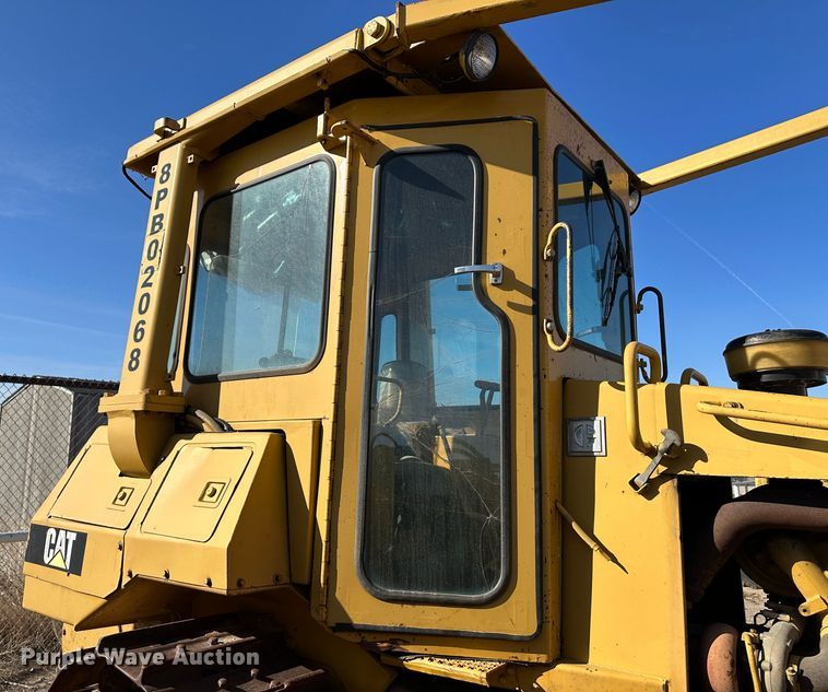 image for item LT9130 Caterpillar D4H Series II  dozer