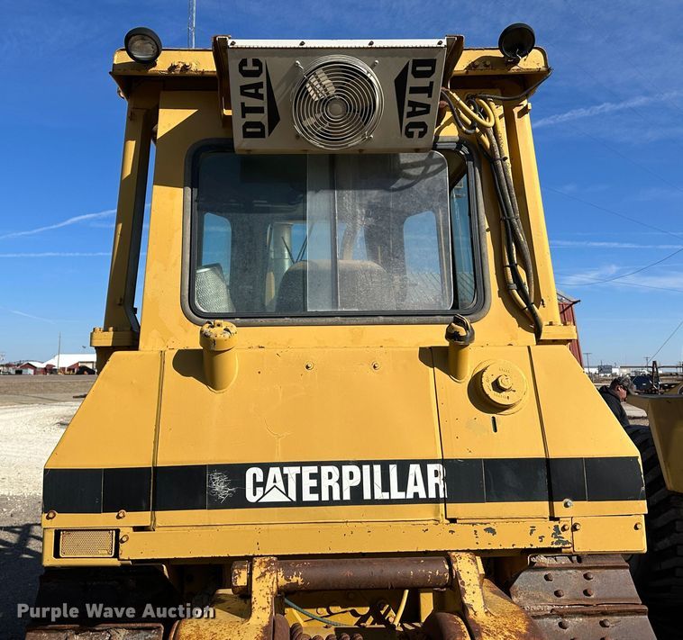 image for item LT9130 Caterpillar D4H Series II  dozer