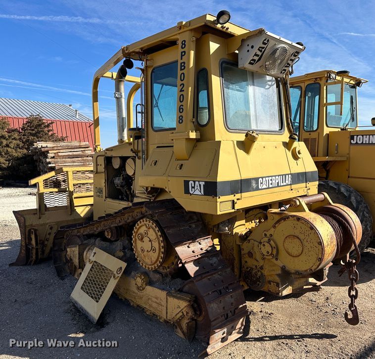 image for item LT9130 Caterpillar D4H Series II  dozer