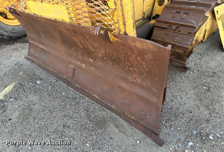 image for item LT9130 Caterpillar D4H Series II  dozer