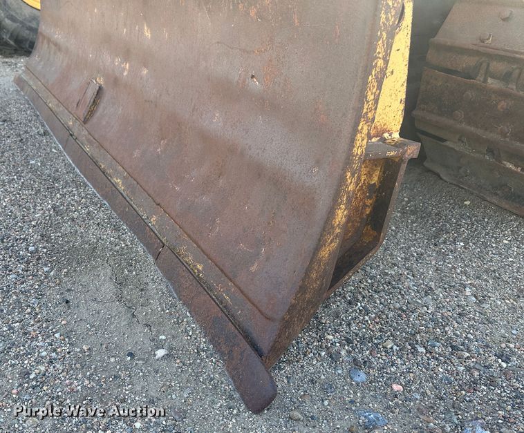 image for item LT9130 Caterpillar D4H Series II  dozer