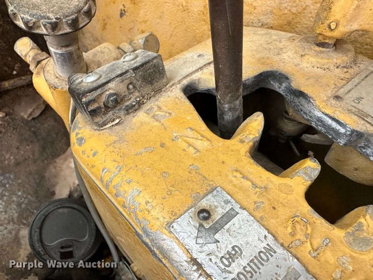 image for item LT9171 1978 Caterpillar 633D  elevating scraper