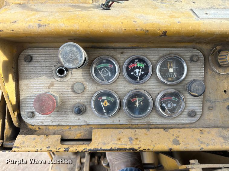 image for item LT9171 1978 Caterpillar 633D  elevating scraper