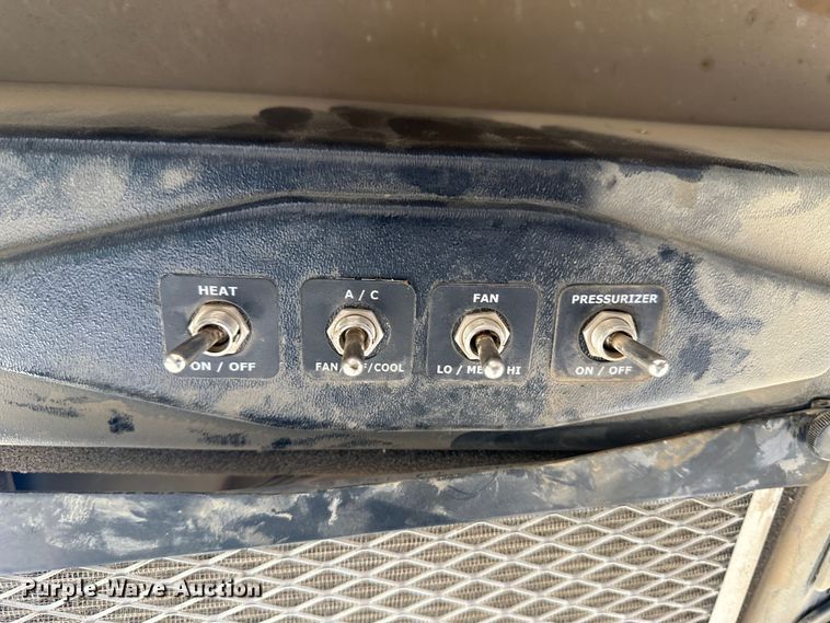 image for item LT9171 1978 Caterpillar 633D  elevating scraper