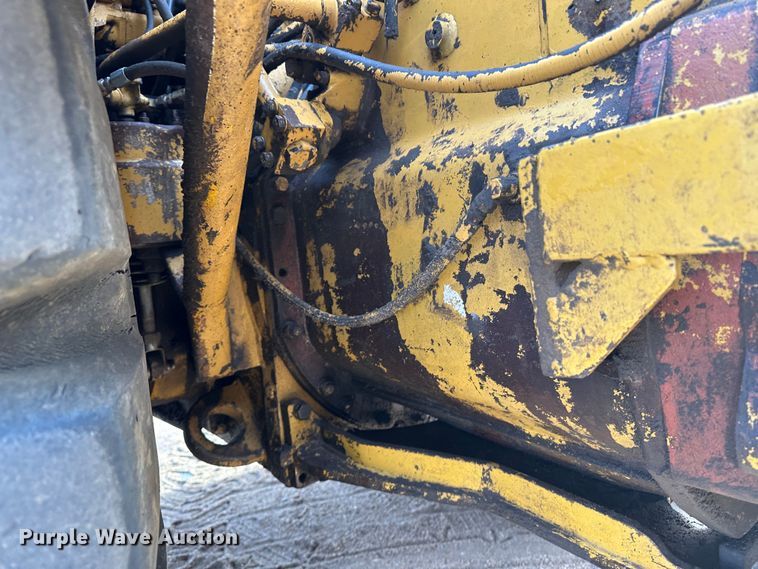 image for item LT9171 1978 Caterpillar 633D  elevating scraper