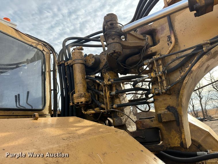 image for item LT9171 1978 Caterpillar 633D  elevating scraper