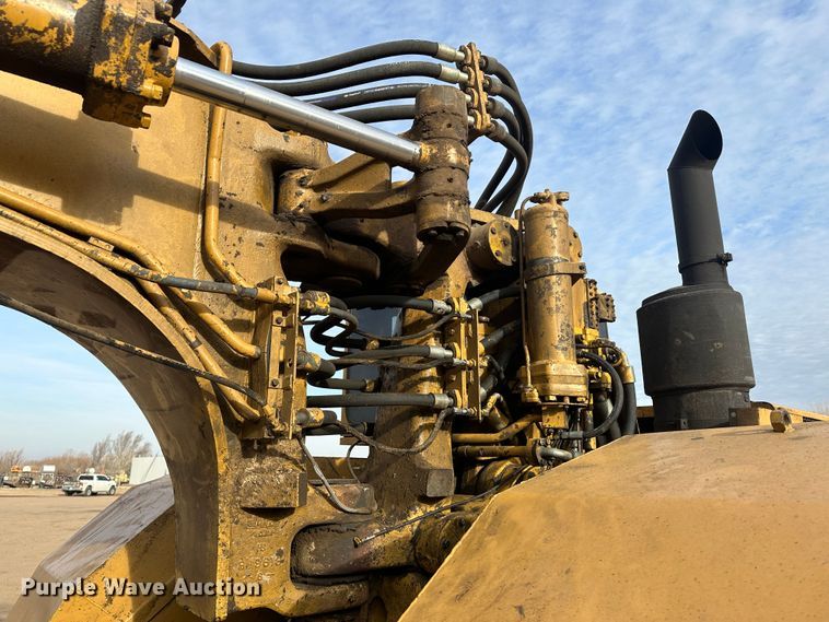 image for item LT9171 1978 Caterpillar 633D  elevating scraper