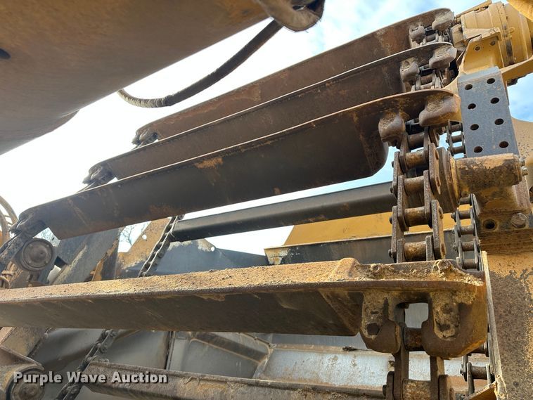 image for item LT9171 1978 Caterpillar 633D  elevating scraper