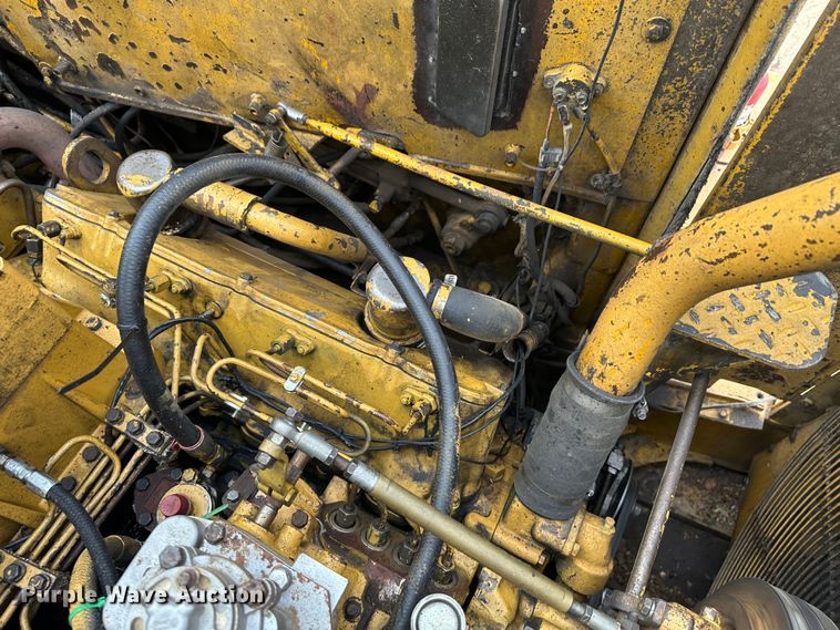 image for item LT9171 1978 Caterpillar 633D  elevating scraper