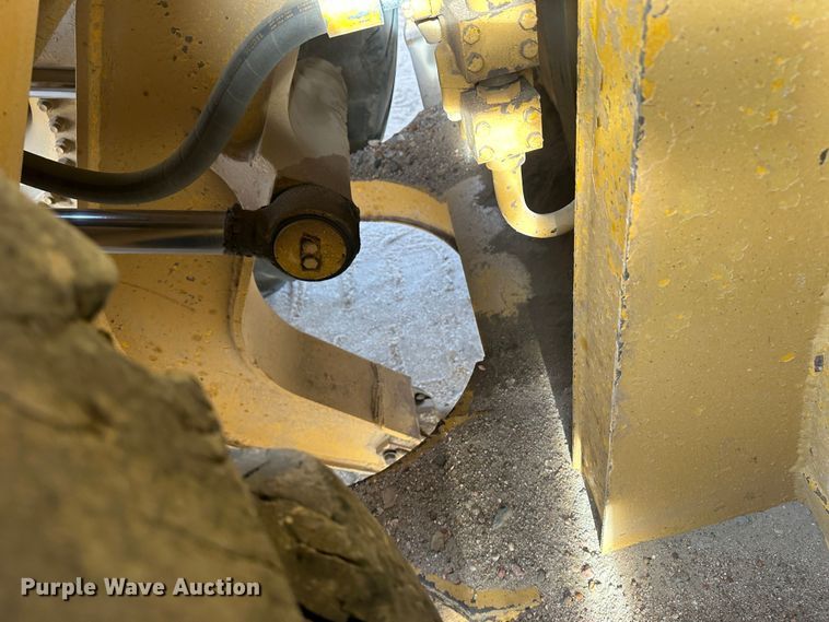 image for item LT9171 1978 Caterpillar 633D  elevating scraper