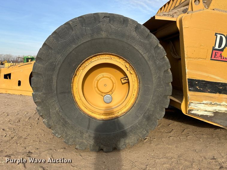 image for item LT9171 1978 Caterpillar 633D  elevating scraper