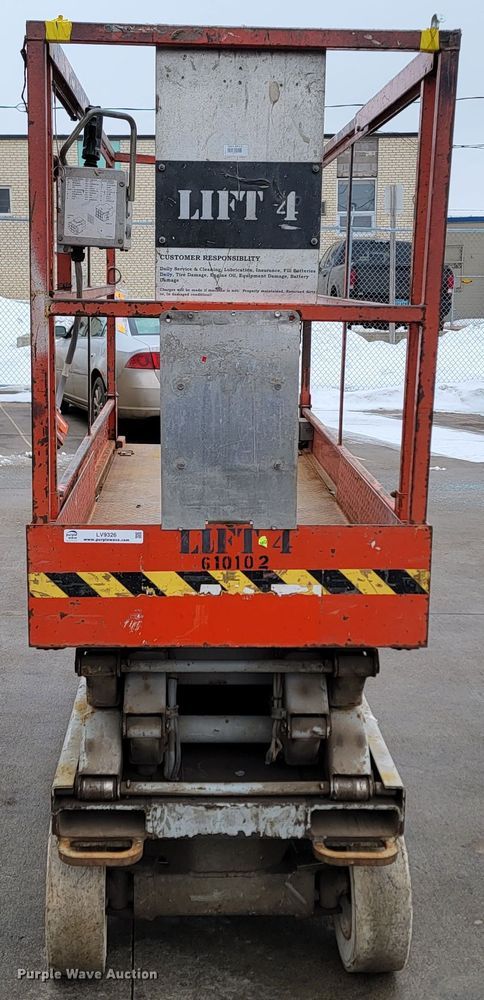 image for item LV9326 1999 Sky Jack SJIII 3220  scissor lift