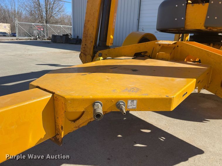 image for item MB9010 2019 Haulotte 5533A  boom lift