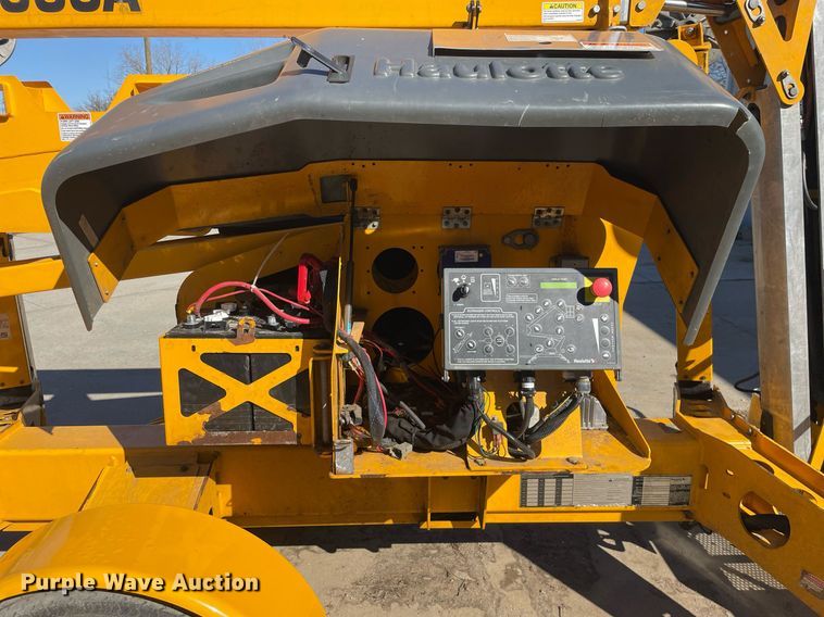 image for item MB9010 2019 Haulotte 5533A  boom lift
