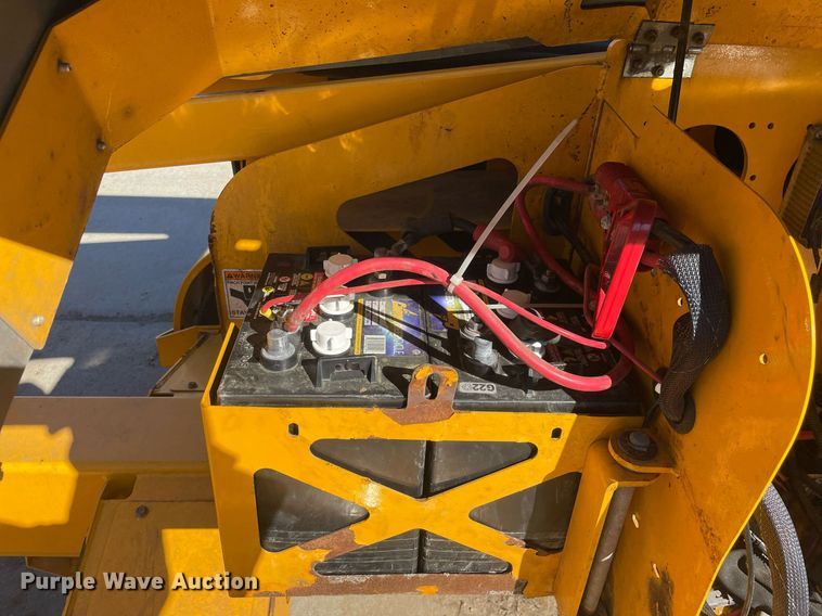 image for item MB9010 2019 Haulotte 5533A  boom lift