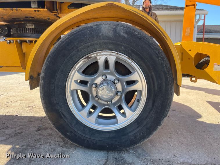 image for item MB9010 2019 Haulotte 5533A  boom lift