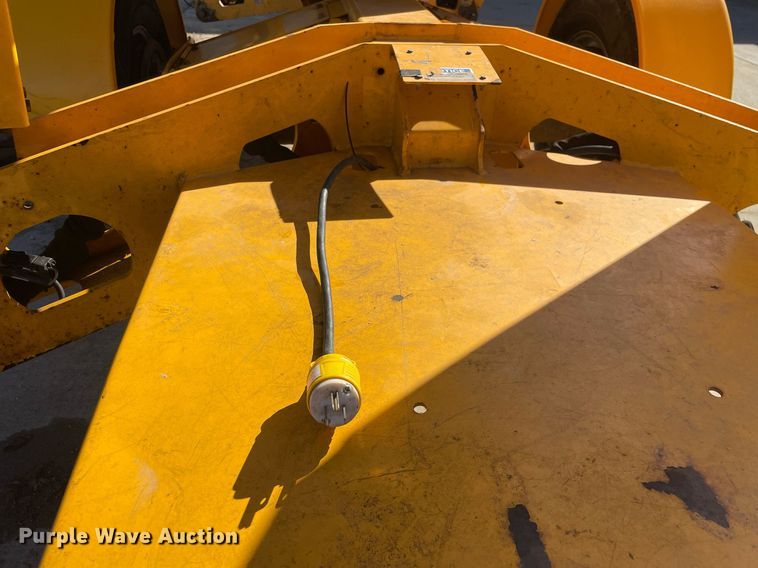 image for item MB9010 2019 Haulotte 5533A  boom lift