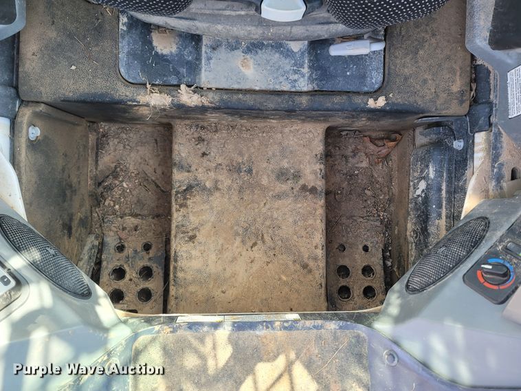 image for item MB9811 2020 Bobcat S650  skid steer loader