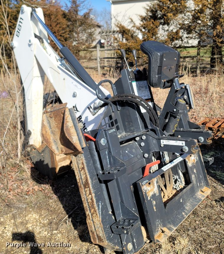 image for item MB9815 Bobcat 8811  skid steer backhoe