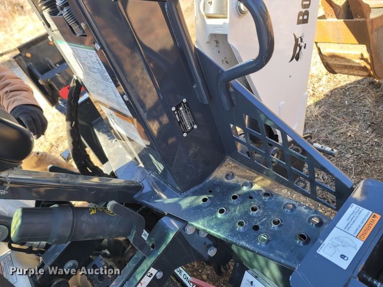 image for item MB9815 Bobcat 8811  skid steer backhoe