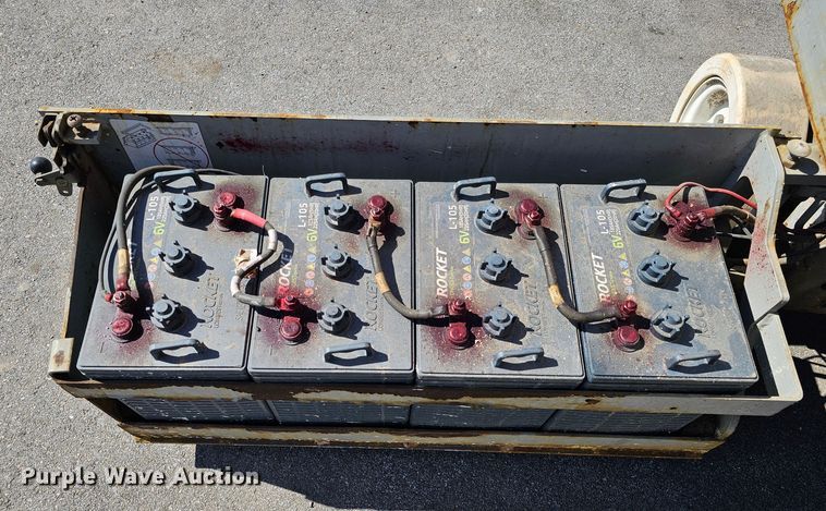 image for item MC9618 2006 Skyjack SJIII 3219  scissor lift