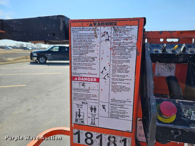 image for item MC9619 2014 JLG 1230ES  vertical lift