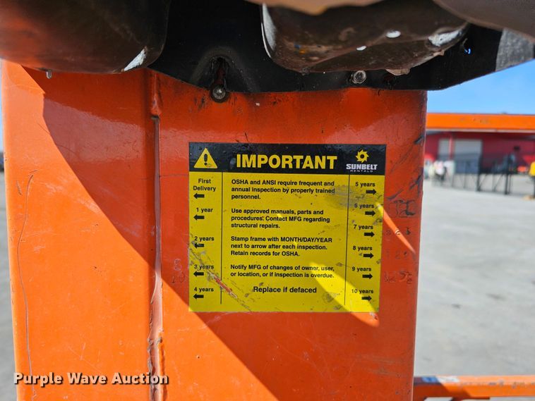 image for item MC9619 2014 JLG 1230ES  vertical lift