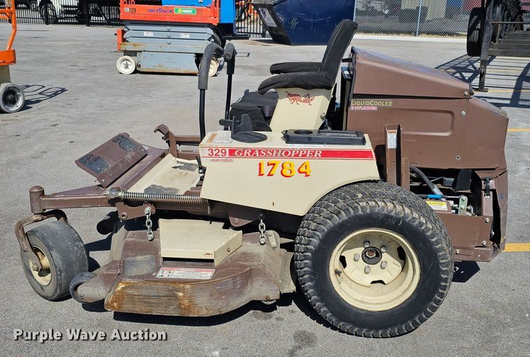 image for item MC9620 Grasshopper 329  ZTR lawn mower