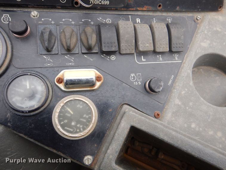 image for item MC9812 2007 Vermeer D36X50 Series II  directional boring unit