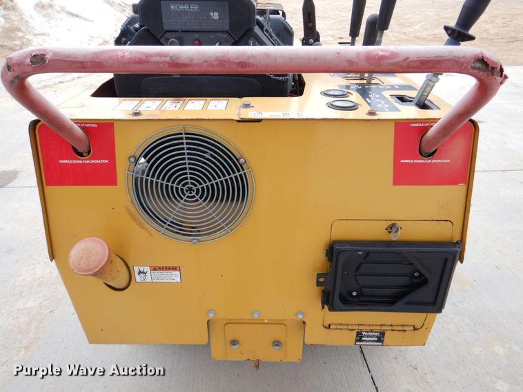 image for item MC9832 1995 Vermeer V-1850  trencher