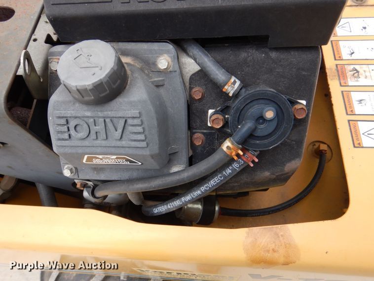 image for item MC9832 1995 Vermeer V-1850  trencher