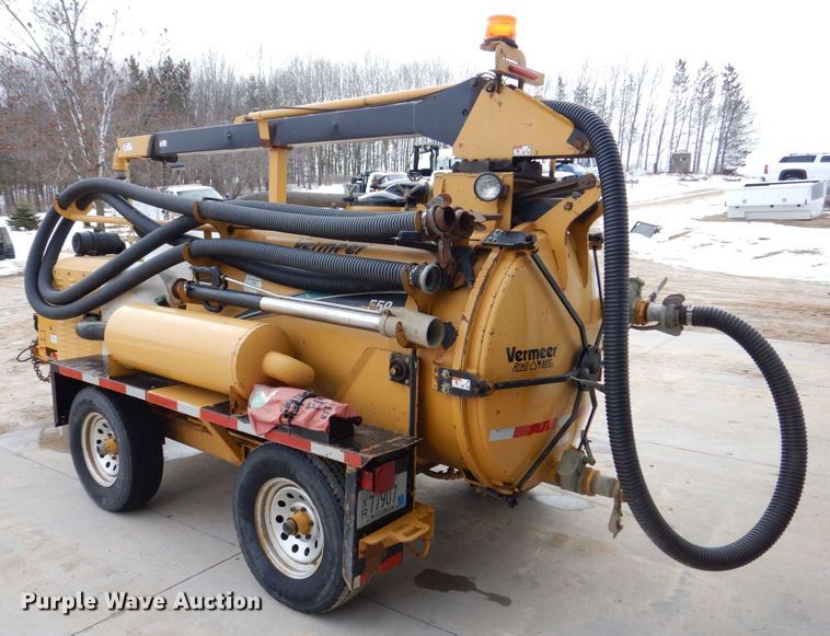 image for item MC9833 2005 Vermeer Ring-o-matic 550  vacuum excavator