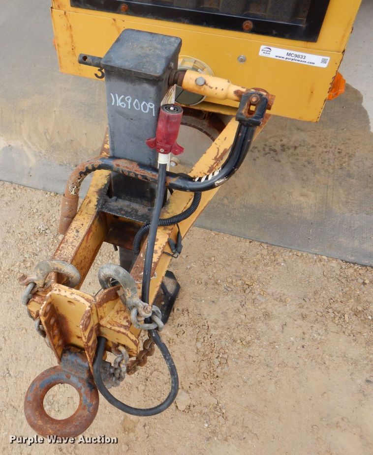 image for item MC9833 2005 Vermeer Ring-o-matic 550  vacuum excavator