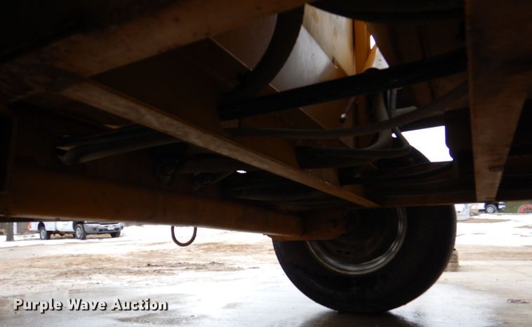 image for item MC9833 2005 Vermeer Ring-o-matic 550  vacuum excavator